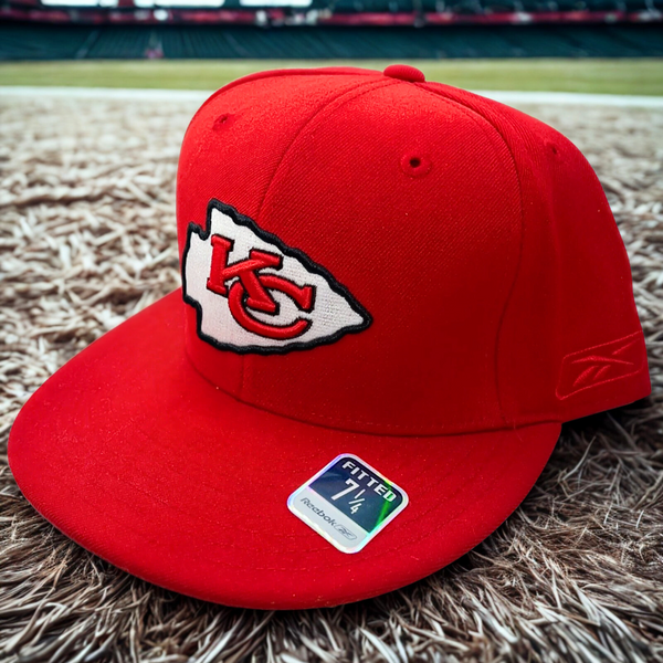 Kansas City Chiefs Reebok Flat Bill Fitted Hat Size 7 1/4 Vintage Deadstock