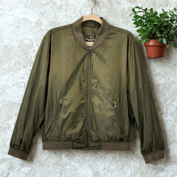 American Eagle Outfitter Men LT Olive Green Bomber Jacket Technical Outerwear