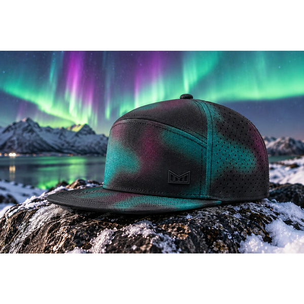 Melin Hydro Trenches Icon Aura Northern Lights Hat XL Snapback Cap NWT Rare