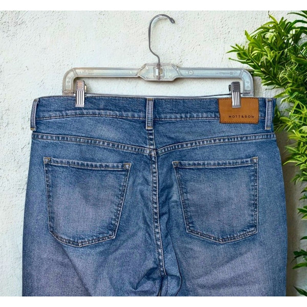 Mott & Bow Benson Straight Jeans Mens 33x32 Light Blue Comfort Stretch Denim EUC
