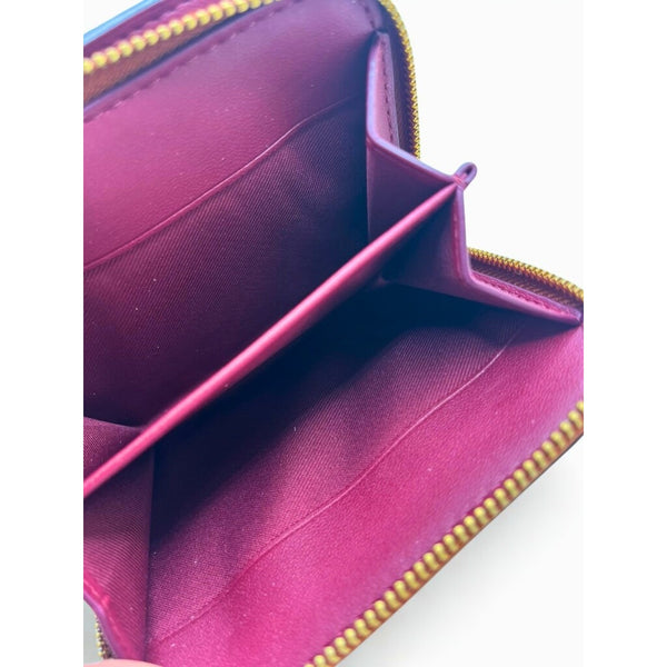 Coach C7205 Billfold Wallet Signature Canvas Tan Rust w/ Bear Patch EUC