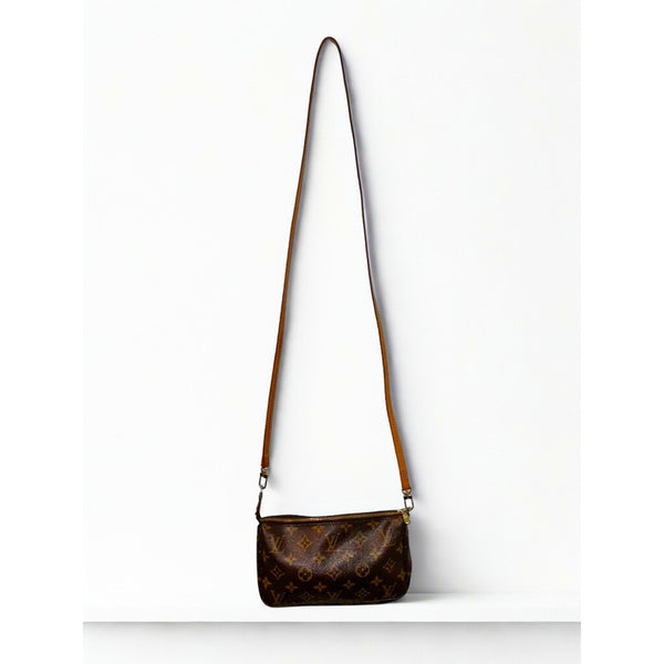 Louis Vuitton Monogram Pochette Accessories Shoulder Bag Authentic Vintage