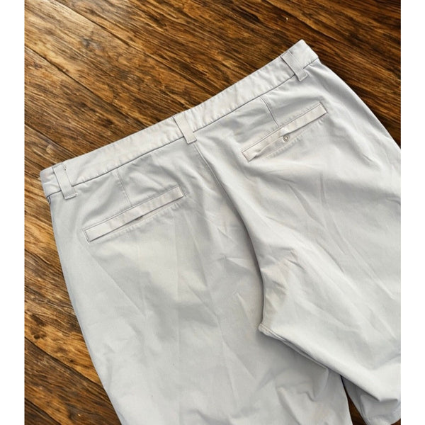 Lululemon Commission Short Relaxed 11 Mens 36 ABC Warpstreme Khaki Golf