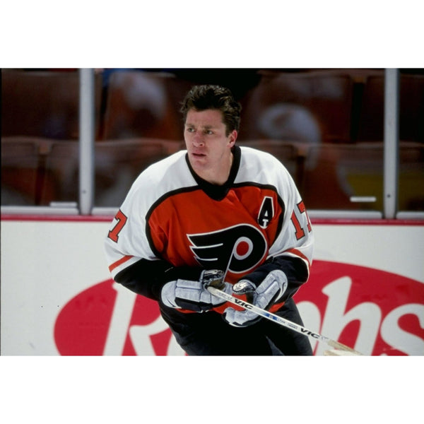 Philadelphia Flyers Rod Brind’Amour Signed Vintage Practice Worn CCM Jersey