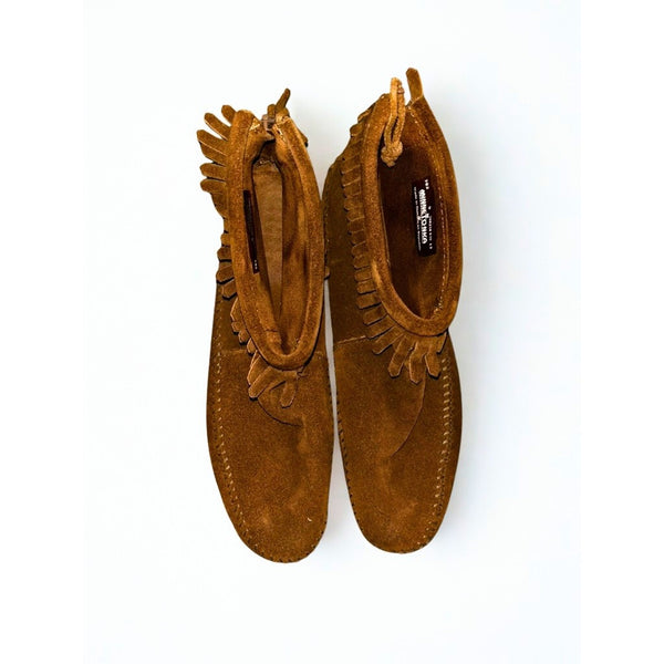 Minnetonka 283 Back Zip Fringe Ankle Boots Suede Brown Women’s Sz 9 w/ Box