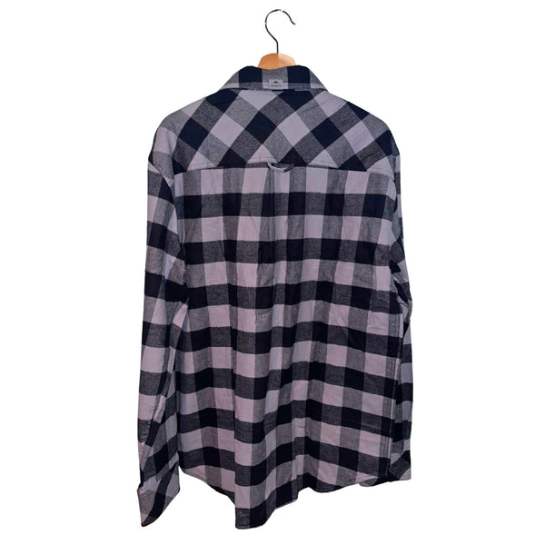 Roots Spruce Lake Long Sleeve Amazon Grey & Black Plaid Flannel Button Shirt L