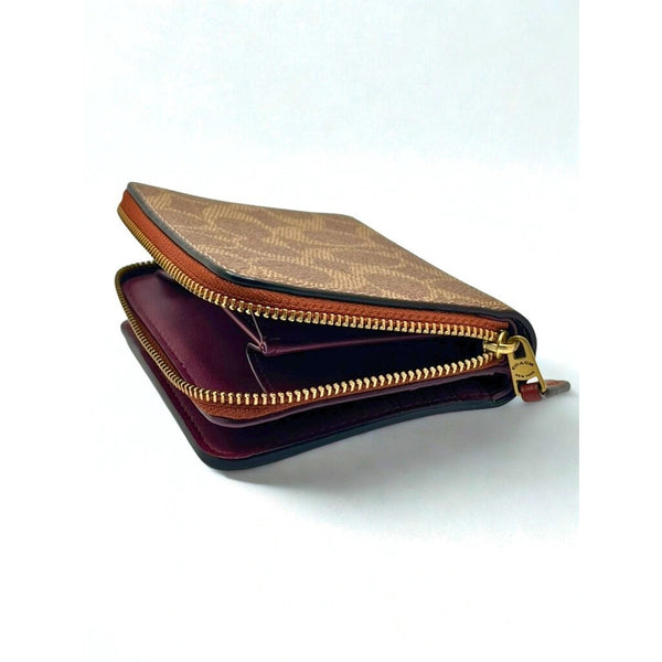 Coach C7205 Billfold Wallet Signature Canvas Tan Rust w/ Bear Patch EUC