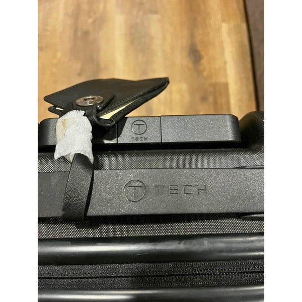 TUMI T-Tech International Carry-On Hard Case Luggage Black 4 Wheels Spinner 22”