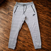Nike Tech AV15 Joggers Men M Gray Advance Knit Sweatpants Zip Pockets