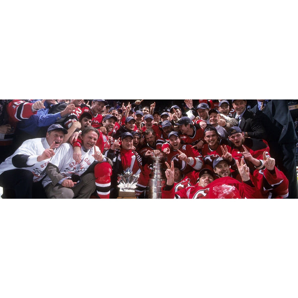 New Jersey Devils 2000 Stanley Cup Champions Hockey Puck NWT