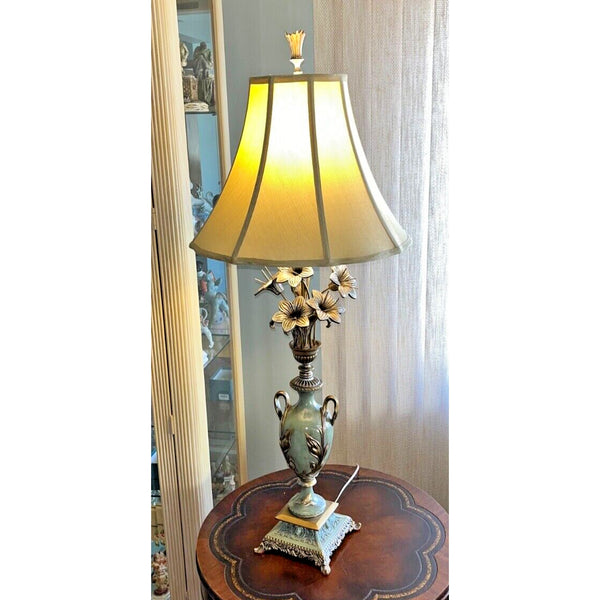 Antique French Victorian Art Deco Set Of 2 Hand Painted Lily Floral Lamps Works