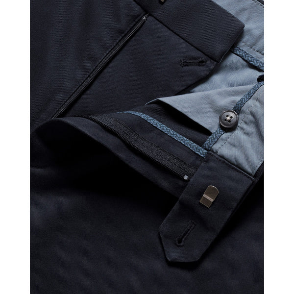 Charles Tyrwhitt Classic Fit Stretch Chino Pants Navy 42W 30L NWT TRC0183NAV420
