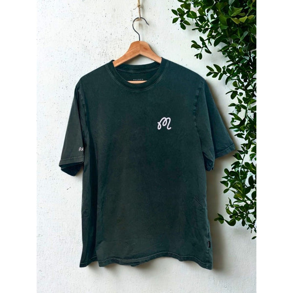 Malbon Golf Buckets Knockout Tee Shirt Green Made USA Garment Dyed Men's Large