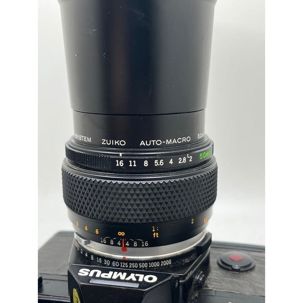 Olympus OM-4 Camera Zuiko 50mm f/2 Macro B-300 Converter F280 Flash Bundle