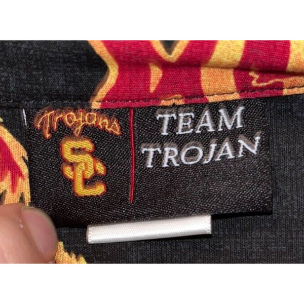 USC Team Trojans NCAA Luau Hawaiian Surfing Print Button Up Casual Shirt Sz. M