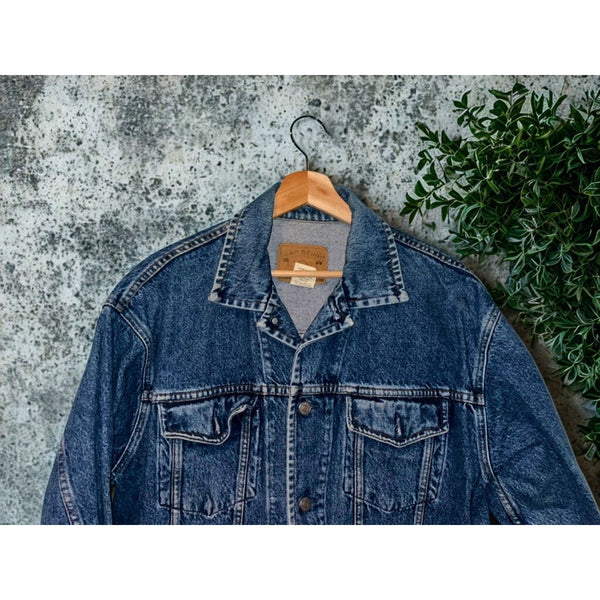 GAP Denim Jacket Vintage 90s Medium Blue Jean Trucker Style Made in Costa Rica