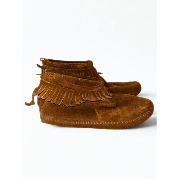 Minnetonka 283 Back Zip Fringe Ankle Boots Suede Brown Women’s Sz 9 w/ Box