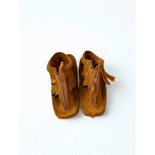 Minnetonka 283 Back Zip Fringe Ankle Boots Suede Brown Women’s Sz 9 w/ Box