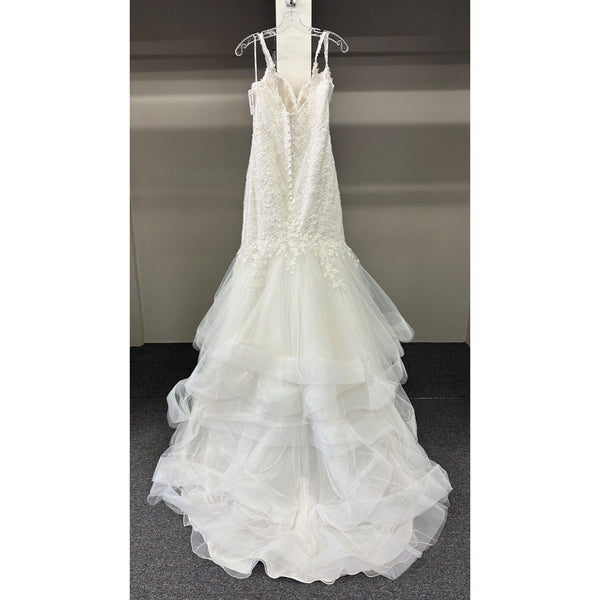 Stella York 7589 Sparkly Fit-and-Flare Wedding Dress Sz. 14 (SAMPLE)