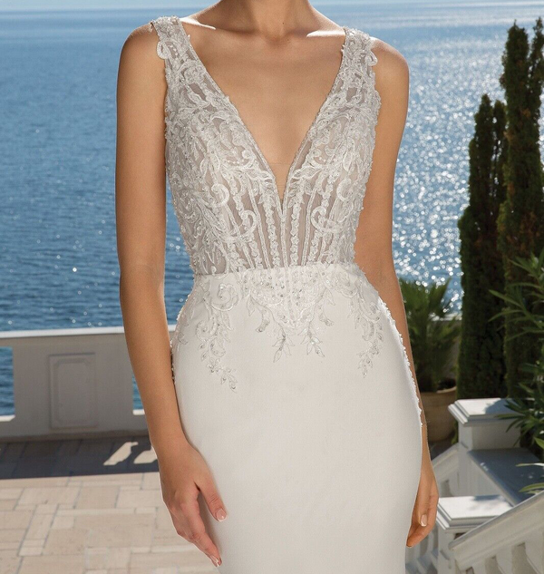 Justin Alexander 88097 Fit-and-Flare-Kleid aus Venedig-Spitze und Krepp, Gr. 12 (PROBE)