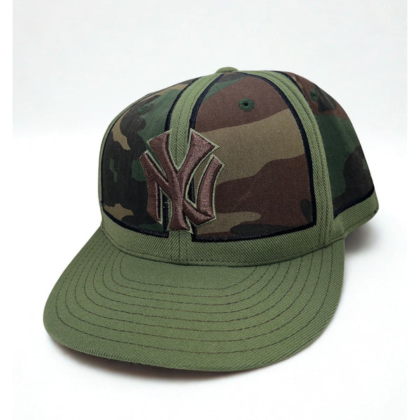 New York Yankees MLB Camo Fitted Hat 7 1/4 American Needle Cooperstown Vintage