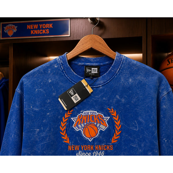 New York Knicks New Era Acid Wash Crewneck Sweatshirt Royal Blue Size L NWT Rare
