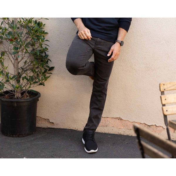Travis Mathew Legacy Featherweight Stretch Jeans Vintage Charcoal Mens 38x34 NWT