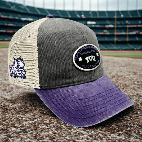 TCU Texas Christian University Horned Frogs Black Clover Trucker Hat NWT