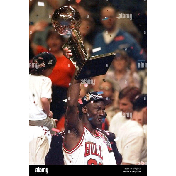 Chicago Bulls 1997 NBA Champions Logo Athletic Snapback Hat Vintage NWOT Cap