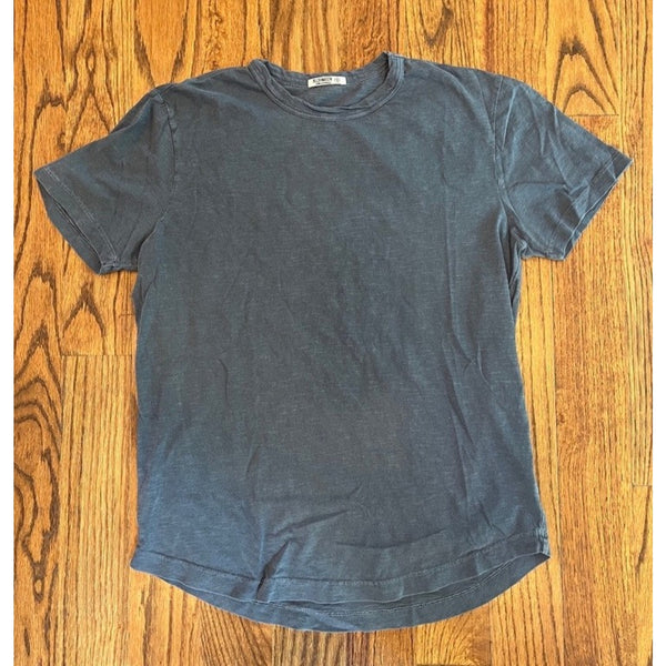 Buck Mason Curved Hem Slub Cotton T Shirt Sz. Small Blue Made in USA BM11001.102