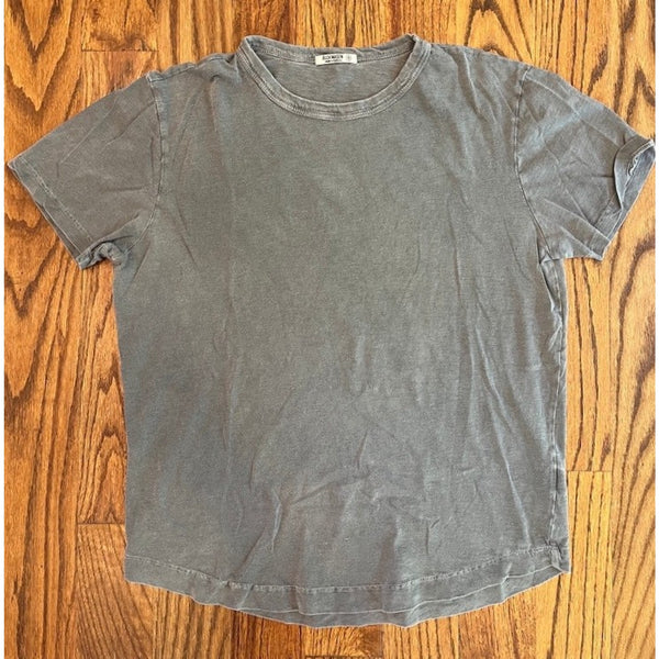 Buck Mason Curved Hem Slub Cotton T Shirt Sz. Small Gray Made in USA BM11001.102