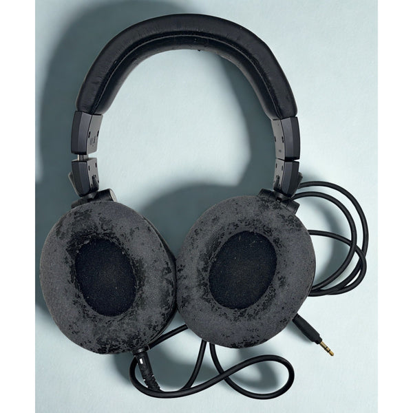 Audio-Technica ATH-M50x Wired Studio Monitor Headphones Black Needs Pads