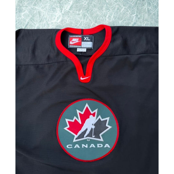 Nike Team Canada Hockey Jersey Black Red Maple Leaf Made in Canada XL Vintage