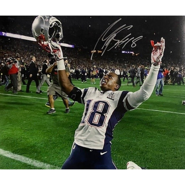 New England Patriots Matthew Slater Signed 8x10 Super Bowl Photo Sure Shot NFL