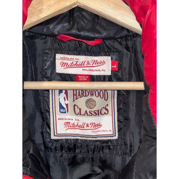Chicago Bulls Mitchell & Ness Hardwood Classics Winning Team Vest Black Sz L