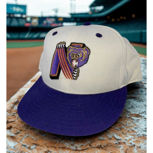 Newark Bears Team Issued New Era 59FIFTY Fitted Hat 7 1/4 Made USA Rare