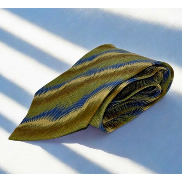 Giorgio Armani Cravatte 100% Silk Tie Abstract Pattern Made in Italy