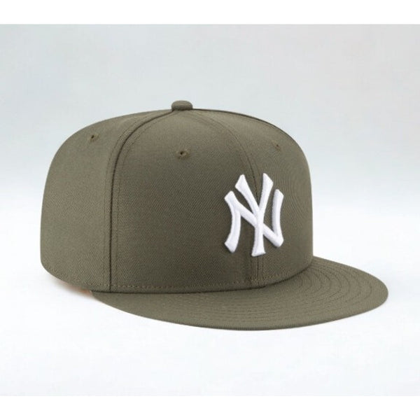 New York Yankees New Era Olive 59FIFTY Fitted Hat Size 7 3/4 NWT