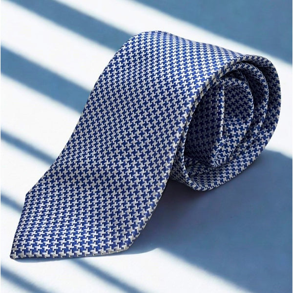 Charles Tyrwhitt 100% Silk Tie Blue White Geometric Mens Classic Necktie EUC