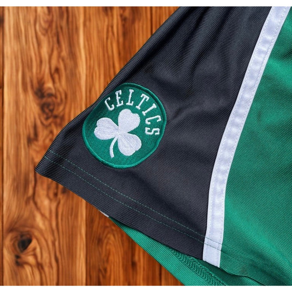 Boston Celtics Nike NBA Authentic Game Shorts Green Sz. M Hardwood Classic Vtg
