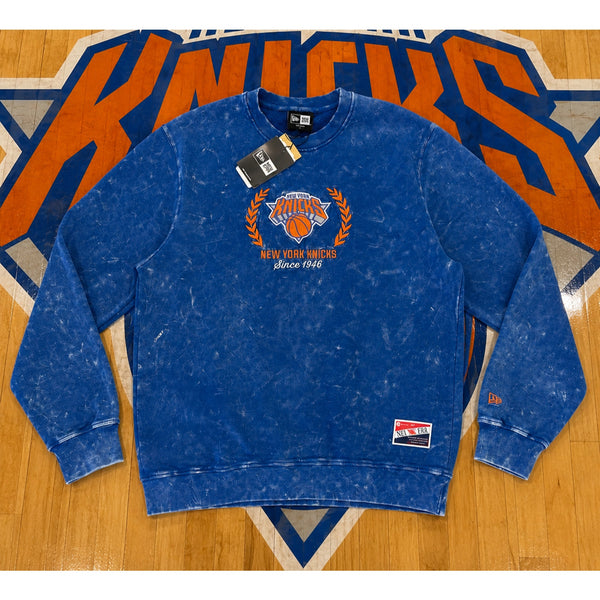 New York Knicks New Era Acid Wash Crewneck Sweatshirt Royal Blue Size L NWT Rare