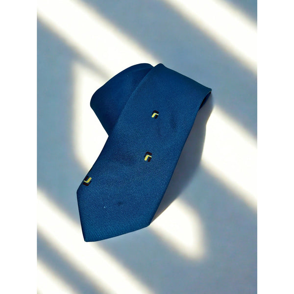 Giorgio Armani 100% Silk Tie Made in Italy Vintage Blue Geometric Pattern