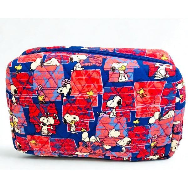 Vera Bradley Peanuts Snoopy House Woodstock Medium Cosmetic Bag NWT Quilted Rare