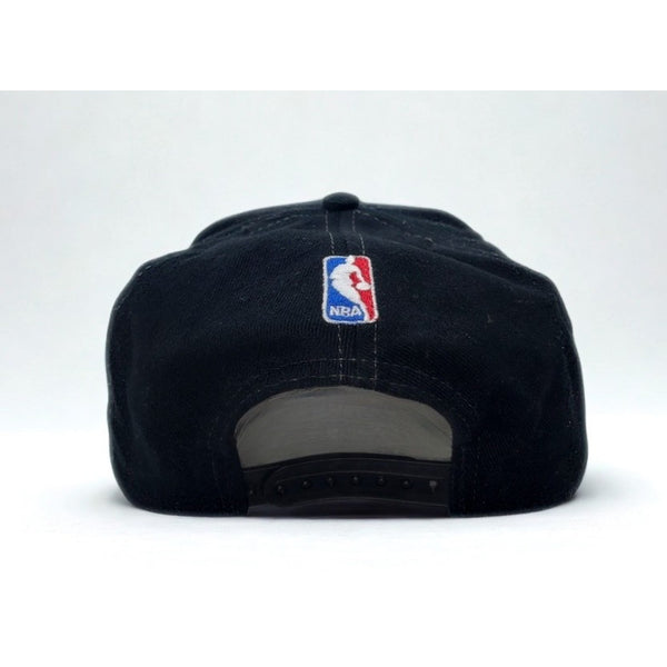 Chicago Bulls 1997 NBA Champions Logo Athletic Snapback Hat Vintage NWOT Cap