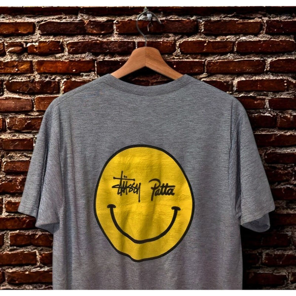 Stussy x Patta Smiley Tee Gray Yellow Logo Collab Graphic T-Shirt Men’s M Rare
